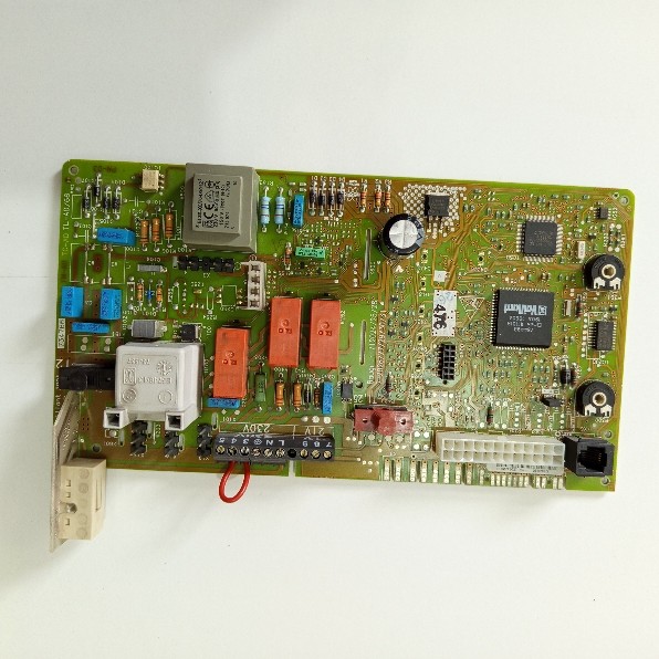 806f96bec17143bd958f915bc20b9a13 KOMBİ KART VAİLLANT EKRANLI RVZ İADELİ - Görsel 1